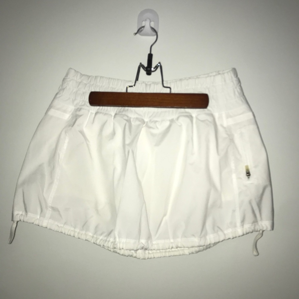 Lululemon white skirt